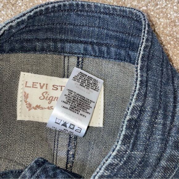 Levis Strauss Signature Denim Jean Jacket Women's large Buttons fitted SZ M - Picture 4 of 8